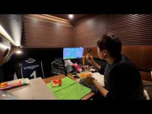 1200万円の”住める車”。独身男性の車上ひとり暮らし